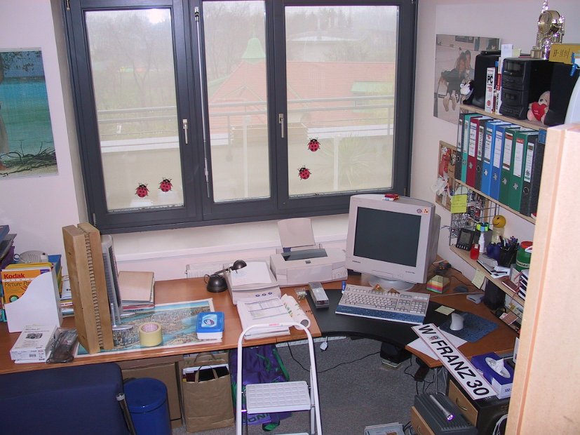 2002 04 14 Büro 03