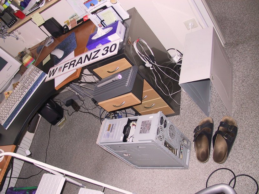 2002 04 14 Büro 06