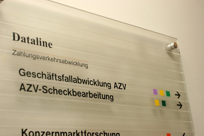 AZV13