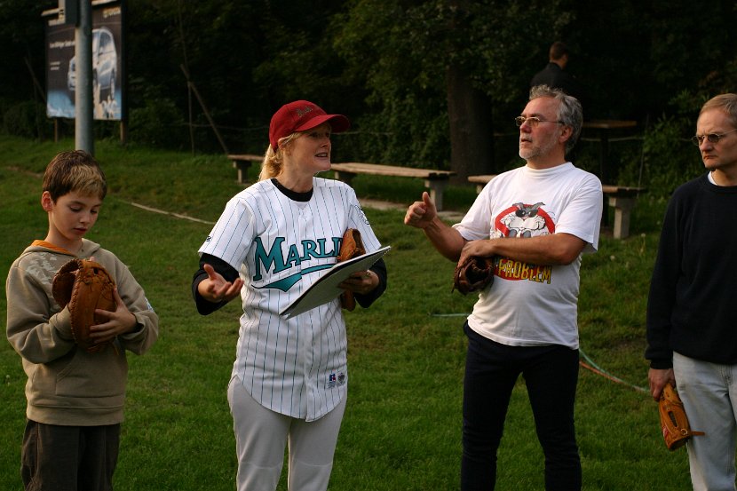 2005 09 22 Softball 789_8907