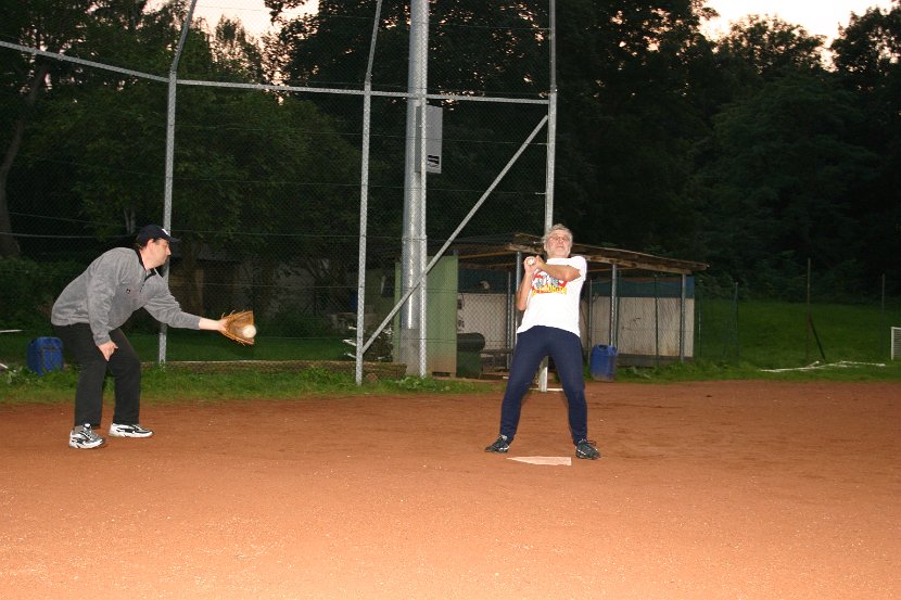 2005 09 22 Softball 789_8957