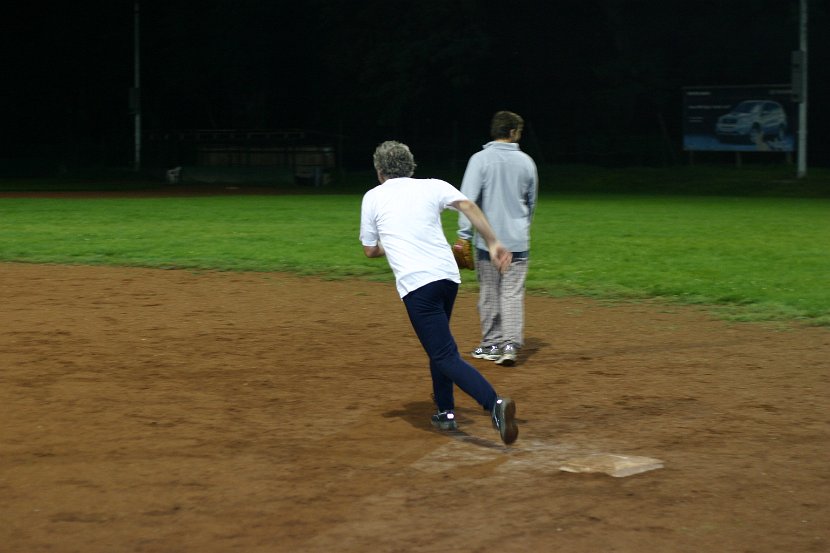 2005 09 22 Softball 791_9120