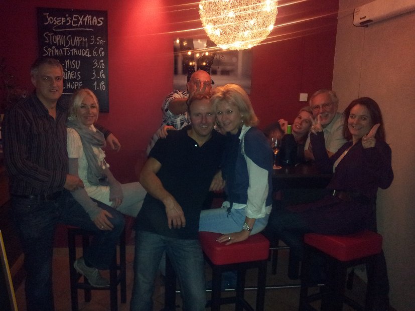 2011-10-22 00.48.39 Josefs.at