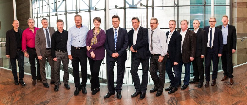 Gruppenfoto_Pano_2