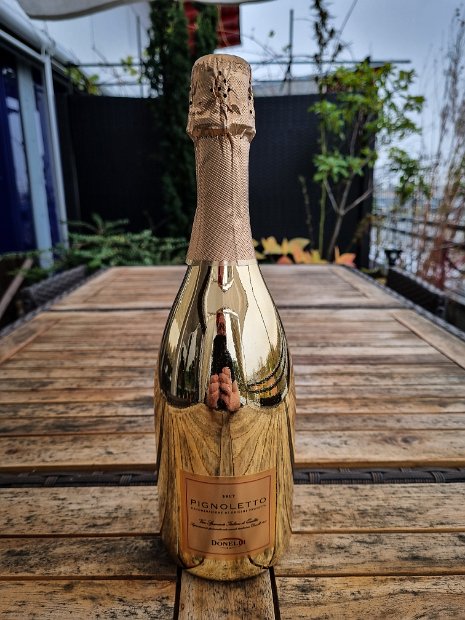 20211113_141122 Sekt als Geschenk von Betten Reiter